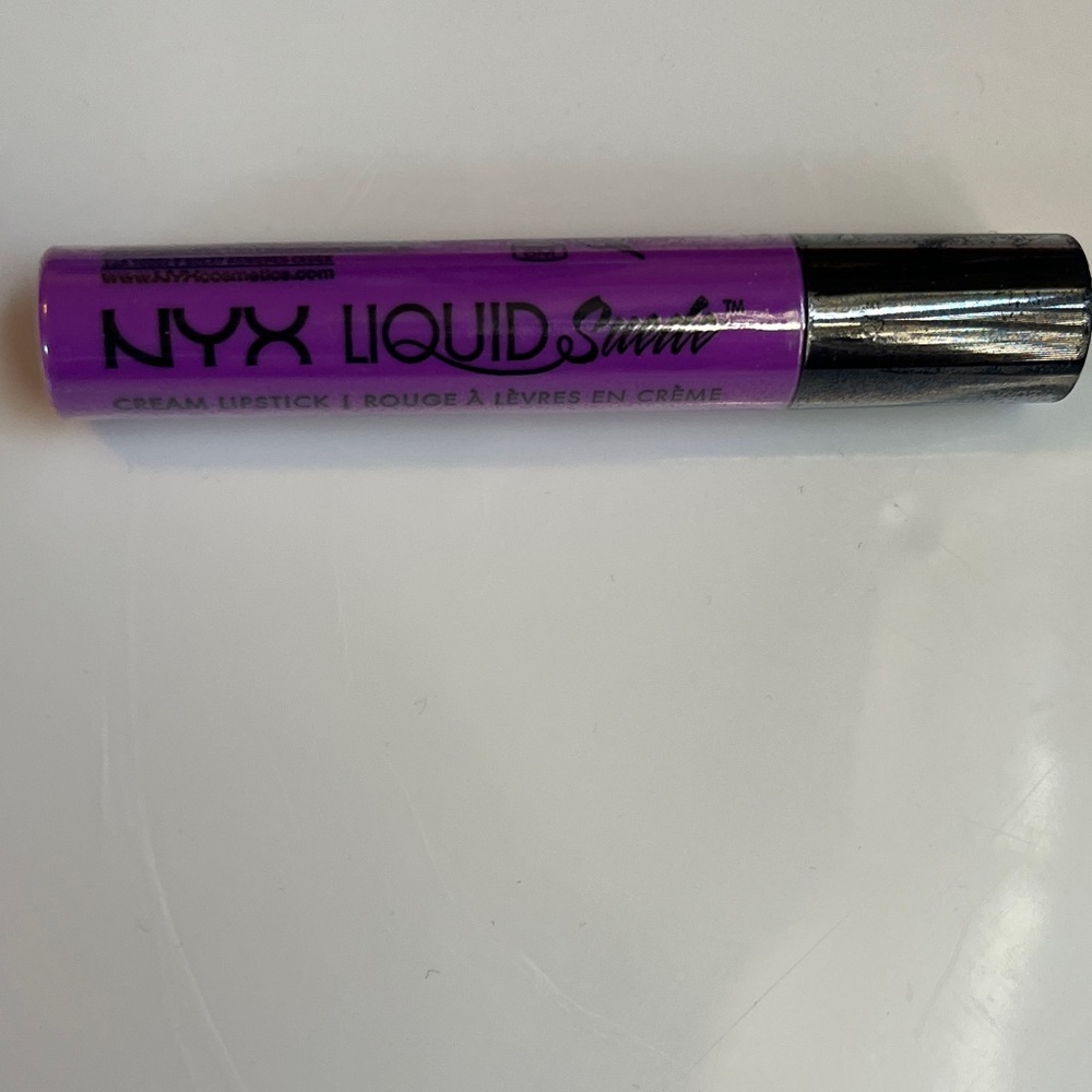 NYX Liquid Suede Lipstick in Vibrant Purple